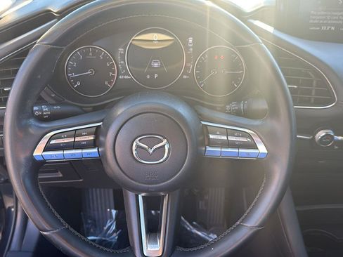 Used 2019 MAZDA MAZDA3 Sedan w/ Preferred Package image 11