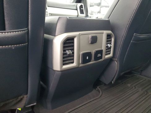 Used 2022 Ford F250 Lariat w/ Tremor Off-Road Package image 31