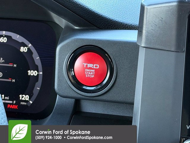 Used 2025 Toyota Tacoma TRD Sport AWD/4WD image 29