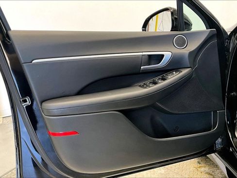 Certified 2025 Hyundai Sonata SEL image 18