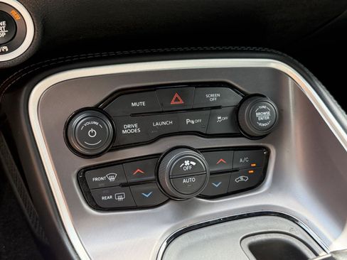 Used 2022 Dodge Challenger R/T Scat Pack RWD image 23