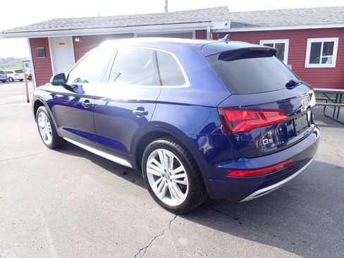 Used 2018 Audi Q5 2.0T Premium Plus w/ Premium Plus Package AWD/4WD image 4