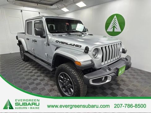 Used 2022 Jeep Gladiator Overland w/ LED Lighting Group AWD/4WD image 1