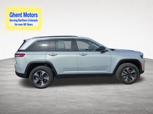Used 2025 Jeep Grand Cherokee Limited 4xe w/ Trailer Tow Package AWD/4WD image 36