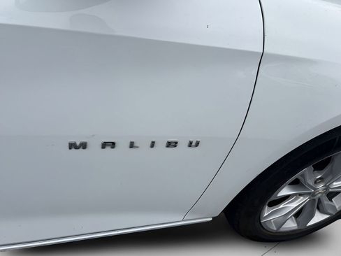 Used 2023 Chevrolet Malibu LT image 13