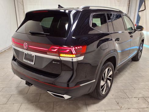 Used 2025 Volkswagen Atlas SEL AWD/4WD image 9