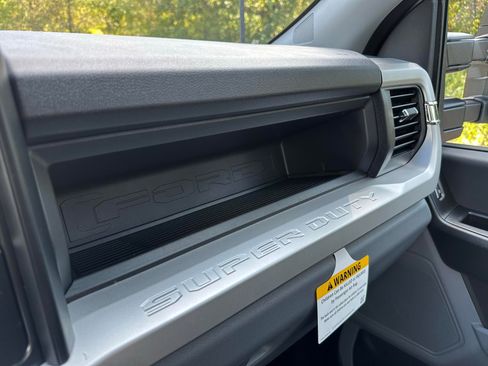 New 2026 Ford F350 XL w/ XL Chrome Package image 25