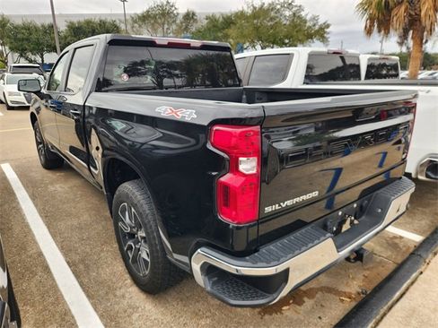Used 2023 Chevrolet Silverado 1500 LT image 4