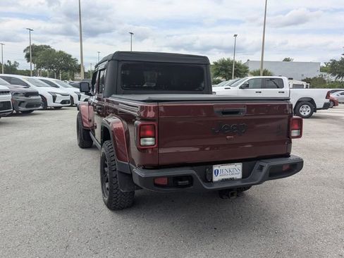 Used 2021 Jeep Gladiator Sport AWD/4WD image 8