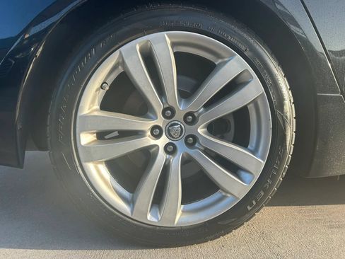 Used 2011 Jaguar XJ L RWD image 34
