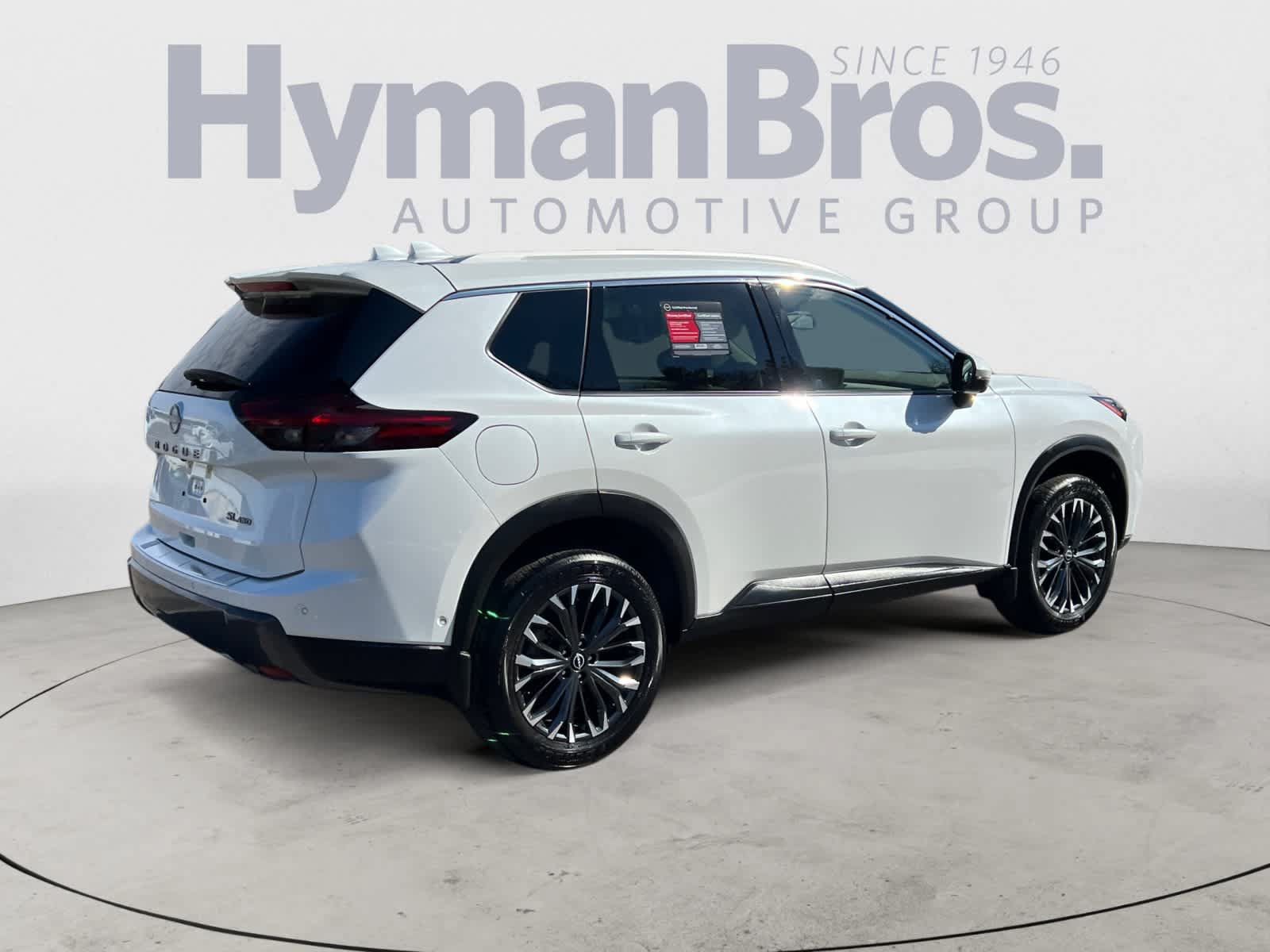 Certified 2025 Nissan Rogue SL w/ Tech Package AWD/4WD image 3