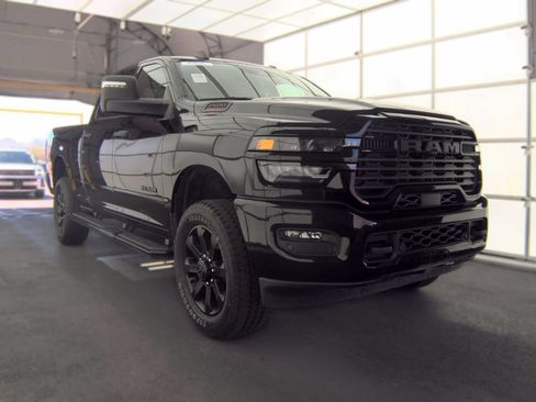 Used 2025 RAM 2500 Big Horn AWD/4WD image 2