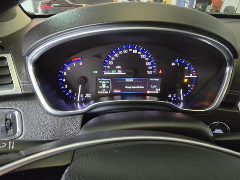 Used 2015 Cadillac SRX Luxury w/ Driver Awareness Package image 27