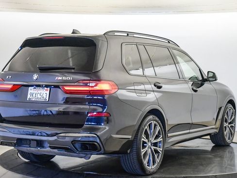 Used 2021 BMW X7 M50i w/ Executive Package AWD/4WD image 5