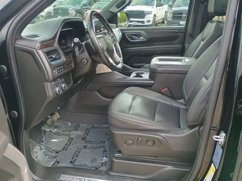 Used 2023 Chevrolet Tahoe Z71 w/ Luxury Package AWD/4WD image 26