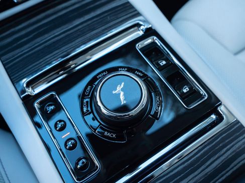 Used 2021 Rolls-Royce Ghost AWD/4WD image 32