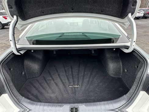 Used 2023 Nissan Altima 2.5 SL image 28