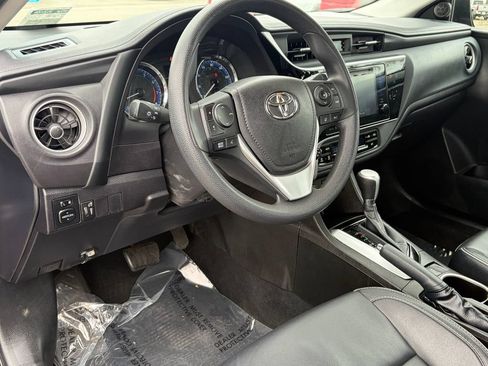 Used 2017 Toyota Corolla XLE w/ Carpet Mat Package (TMS) FWD image 21