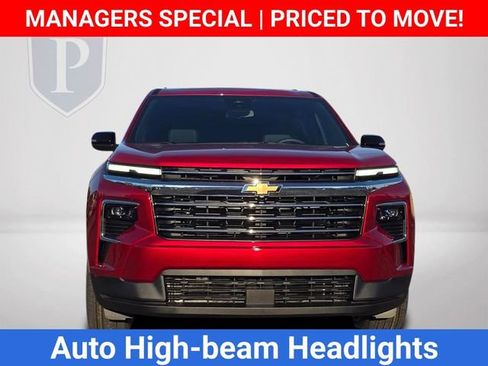 New 2026 Chevrolet Traverse LT image 12