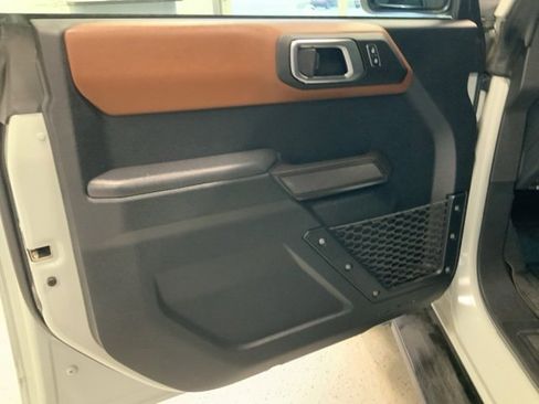 Used 2024 Ford Bronco Outer Banks image 41