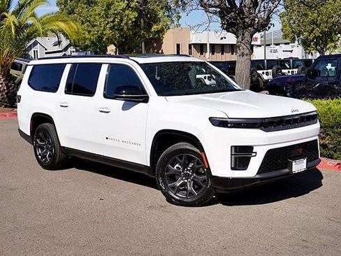 New 2026 Jeep Grand Wagoneer L Limited w/ Premium Group II image 3