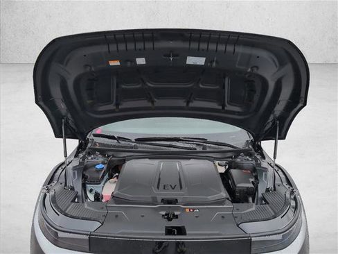 New 2026 Hyundai Ioniq 5 SEL image 19