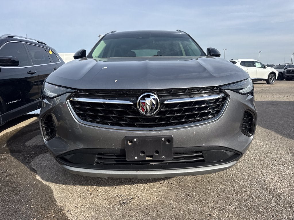 Used 2022 Buick Envision Essence w/ Sport Touring Package FWD image 2
