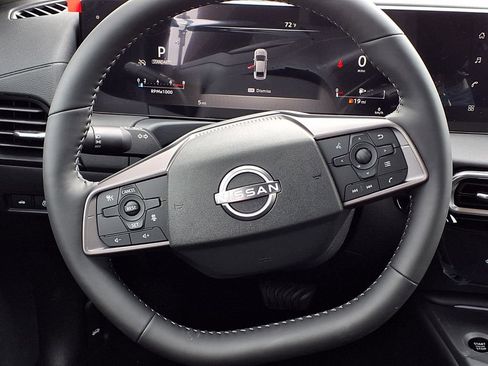New 2026 Nissan Sentra SV w/ SV Convenience Package FWD image 17