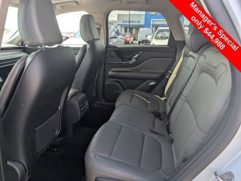 Used 2026 Lincoln Corsair Premiere AWD/4WD image 10