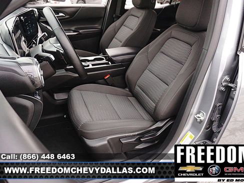 Certified 2026 Chevrolet Equinox LT FWD image 9
