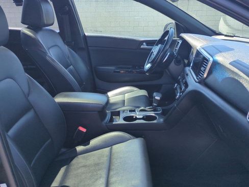 Used 2020 Kia Sportage S w/ S Premium Package AWD/4WD image 25