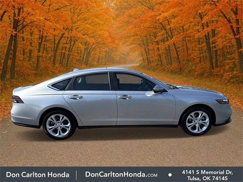 Used 2025 Honda Accord LX image 2