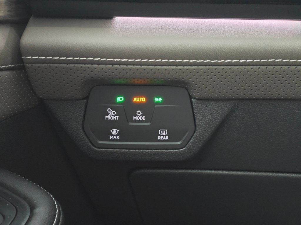 New 2026 Volkswagen Atlas SEL AWD/4WD image 22