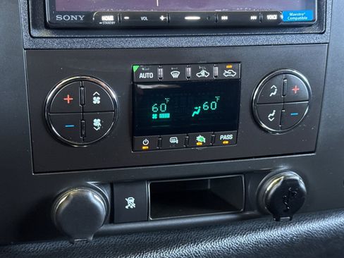 Used 2011 Chevrolet Silverado 1500 LT w/ All-Star Edition RWD image 30