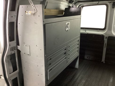 Used 2020 GMC Savana 2500 image 12