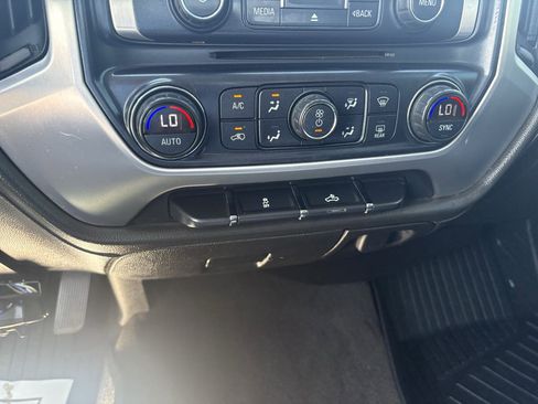 Used 2018 GMC Sierra 1500 SLE w/ SLE Value Package AWD/4WD image 25