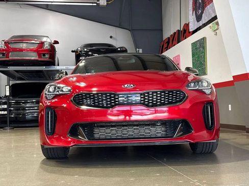 Used 2019 Kia Stinger GT1 AWD/4WD image 57