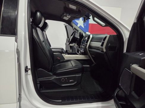 Used 2019 Ford F250 Lariat w/ Lariat Value Package image 80