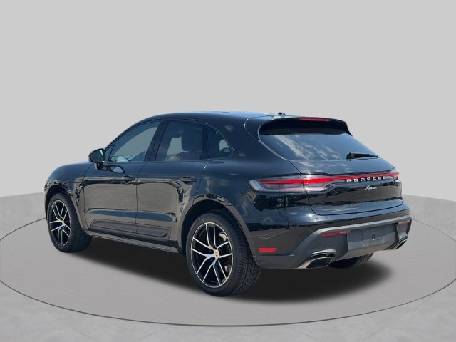 Used 2024 Porsche Macan AWD/4WD image 5