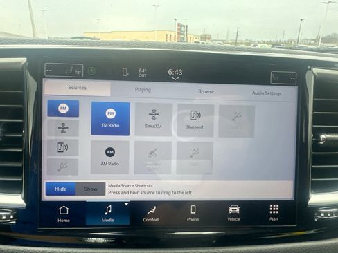 Used 2024 Chrysler Pacifica Touring-L image 35