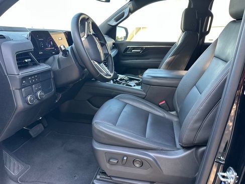 Used 2026 Chevrolet Tahoe LT w/ Comfort Package RWD image 5