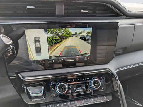 Certified 2025 GMC Sierra 2500 AT4X AWD/4WD image 28
