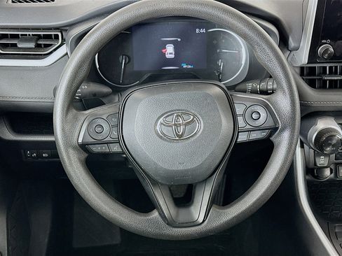Used 2024 Toyota RAV4 XLE image 18
