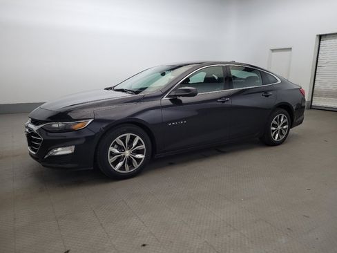 Used 2023 Chevrolet Malibu LT FWD image 2