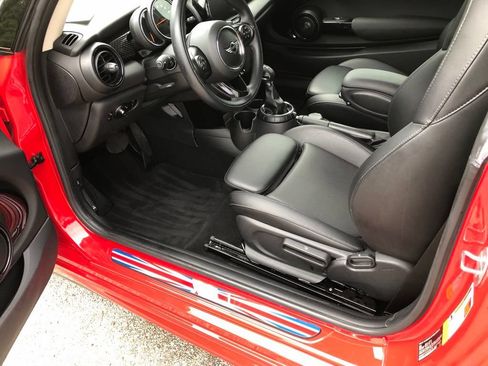 Used 2017 MINI Cooper S FWD image 4