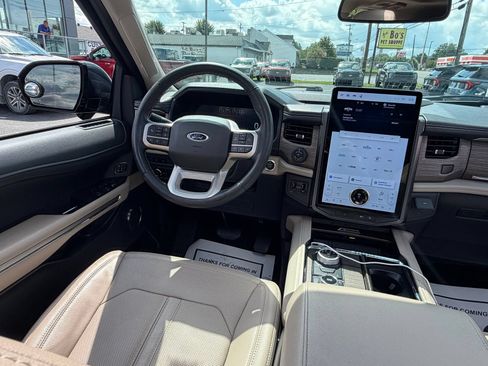 Certified 2023 Ford Expedition Max Limited AWD/4WD image 14