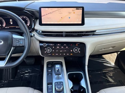 Used 2023 INFINITI QX60 Luxe w/ Cargo Package FWD image 15