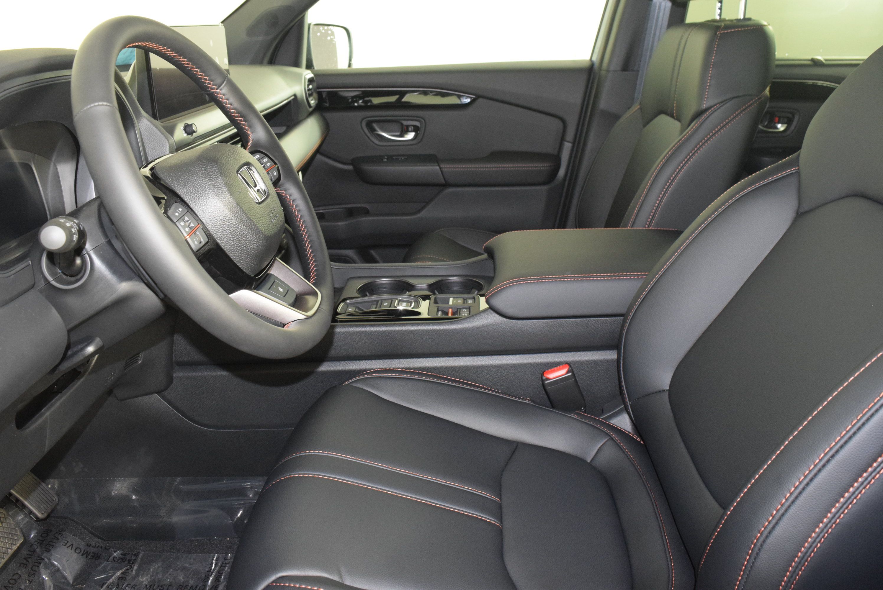 New 2026 Honda Pilot TrailSport image 14