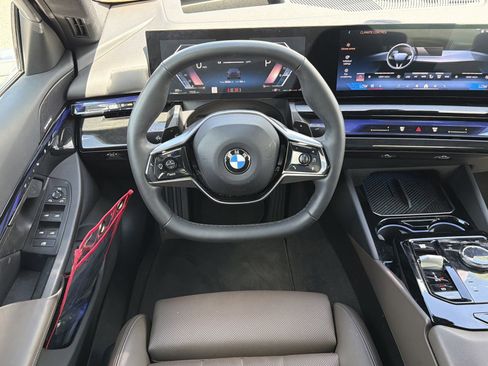 Certified 2024 BMW 540i xDrive w/ Premium Package AWD/4WD image 14