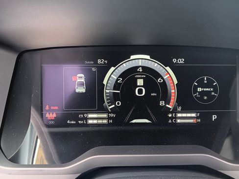 New 2026 Toyota Tundra Platinum AWD/4WD image 19